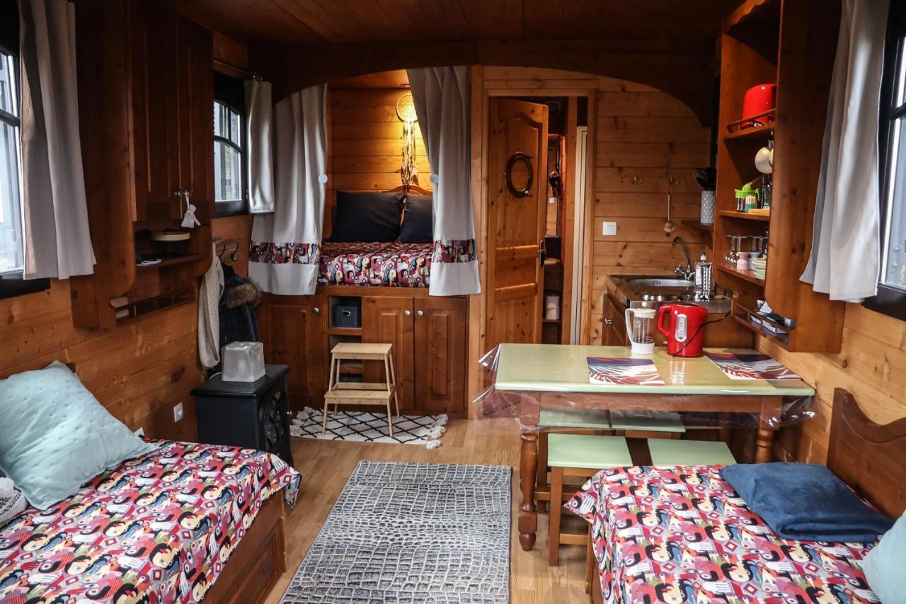 Гостевой дом Le Domaine Des Droles De Dames Buding Экстерьер фото